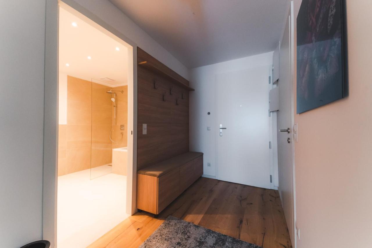 Triangle City Apartment II Wina Bagian luar foto